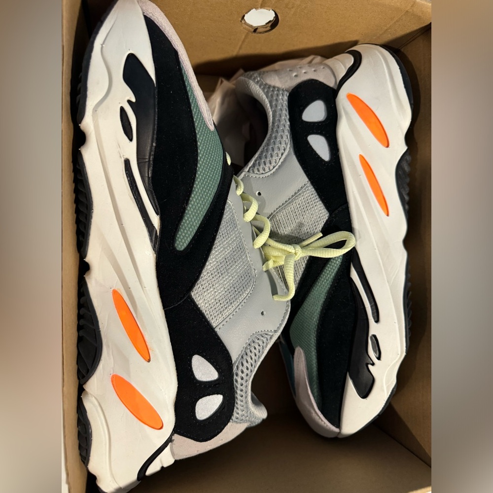 Yeezy 700 Wave Runner, Size 12